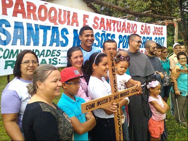 Frades em missões populares em Niquelândia - GO